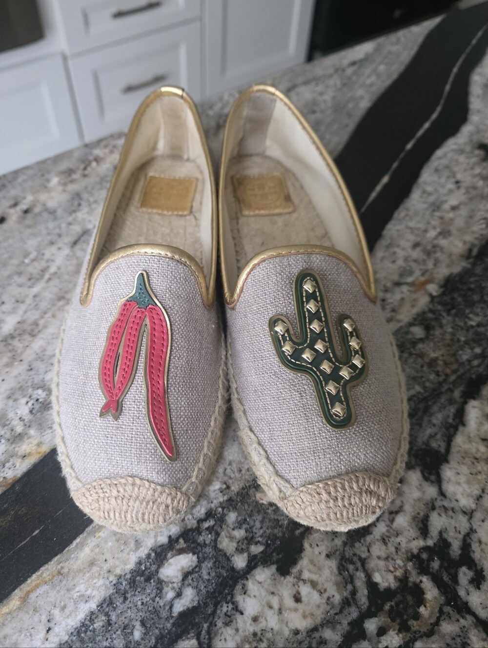 PRISTINE Tory Burch Southwesten Catus Chili Slip On Loafers Espadrilles Size 8